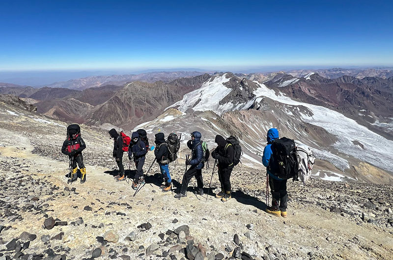 aconcagua down to nido camp 2