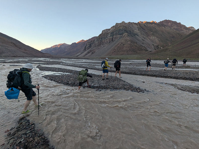 Crossing Rio de las Vacas